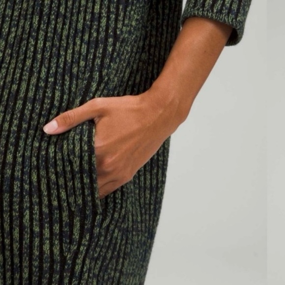 LULULEMON Cardigan Green Black NWT Sz 4 NWT - Picture 4 of 5